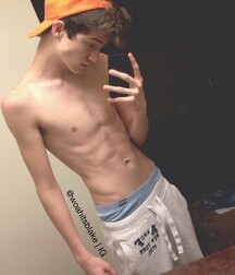 Mac and cheese June 14 shirtless 5f0e29ca5c47f.jpeg