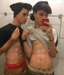 Shirtless Thursday gallery  5f10664c80cfb.jpeg