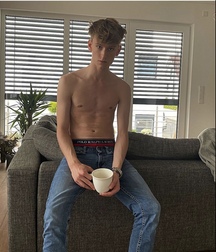 Midweek I gave u gay tube 5f334f504a5c8.jpeg