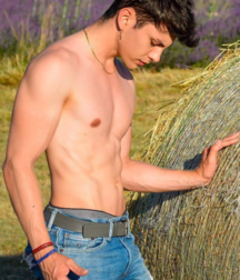 Weekend is shirtless boys gay tube 5f4950433274e.png