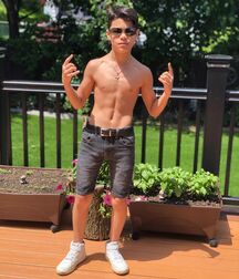Weekend is shirtless boys gay tube 5f49508269ac9.jpeg