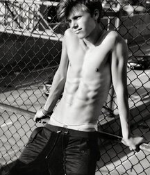Muscle young men shirtless non porn 5f5805d5da4bd.jpeg