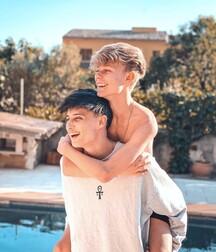 Fire up Gay Tube Collection  5f7151bc46b01.jpeg