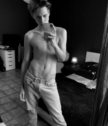 Tuesday sexy photo set boys porn 5fbd7aa4b142a.png