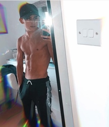 Check out what pops up gay tube 5fc03183617b8.jpeg