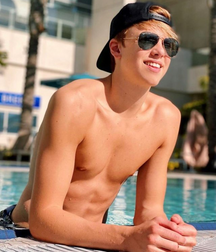 Hot guys on a cold day twinks gay porn 5fca63d667c1c.png