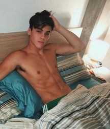 Bigger then a school bus gay tube 5fdbc8f221b25.png