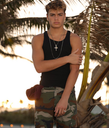 Fine look guys gay tube 5fe4eb2bf0f6a.png