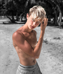 Gray abs hot dudes here gay tube 60a7f2184cf6a.jpeg