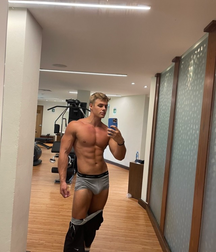 Hot damn dudes gay tube 60a82857e770f.png