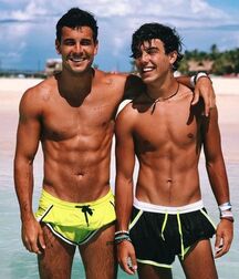 70 photo set gay tube 60b3ff5c51637.jpeg
