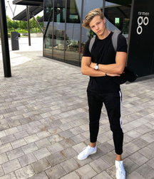 Florian Macek Photos and gay tube 60c6607db90a2.png