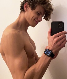 Florian Macek Photos and gay tube 60c661155ce66.jpeg