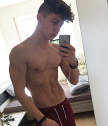 Super hot Monday Maggie Twink Tube 60da29f4bcdf1.png