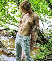 Super hot Monday Maggie Twink Tube 60da2a22a801a.png