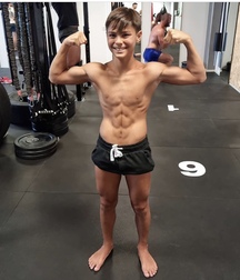 Big abs Sunday it’s going on twink tube 610fe1875079e.jpeg