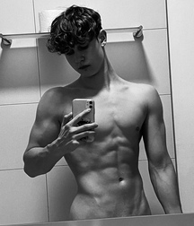 Big abs Sunday it’s going on twink tube 610fe18e9e6ed.jpeg
