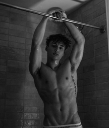 Big abs Sunday it’s going on twink tube 610fe1d702be3.png