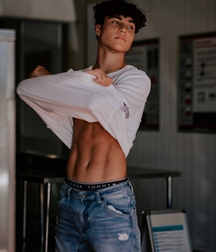Big abs Sunday it’s going on twink tube 610fe1ffb5509.png