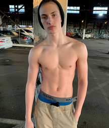 No rush shirtless photos twink tube 615e2a8746119.png