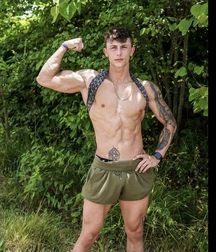 What I see athletic twink tube 6170e3d0ebffe.jpeg