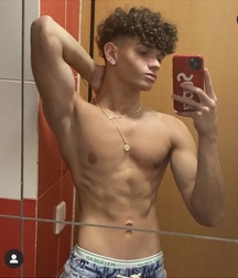 What up Sunday Selfie Twink Tube 61a3b35f6960f.jpeg