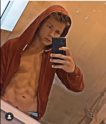 What up Sunday Selfie Twink Tube 61a3b36169eb0.jpeg