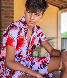 Snow storm is coming here’s hot pics twink tube 61e21d70a2a03.png