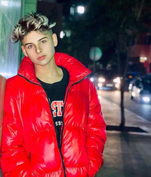 Snow storm is coming here’s hot pics twink tube 61e21d8696040.png