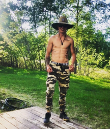March into this set jacked up twink tube 622172240332c.png