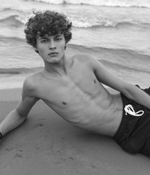 Hugo March set twink tube 622172b5793c0.png