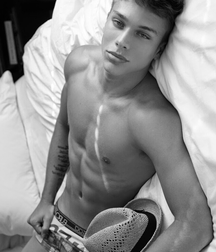 Hugo March set twink tube 6221732a3dfeb.png