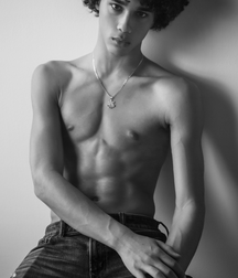 Sunday’s black and white set boys porn 62374e74779dd.png