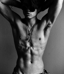 Sunday’s black and white set boys porn 62374eb7ae9c4.png