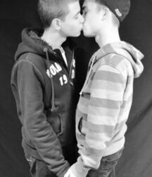 Saturday b&w hot photos twink tube 623f348dc0563.jpeg