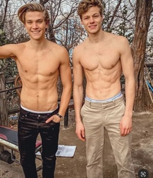 Saturday handsome dudes gay porn boys  623f753e0289b.jpeg
