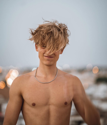 Reach for this ripped twink tube boys 62413e5bd48a8.png