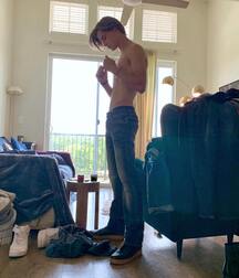 It’s a shirtless spring day Easter twinks 625c1c0b625e2.jpeg