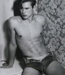 More then a nice smile twink tube boys 628680bba9e32.png