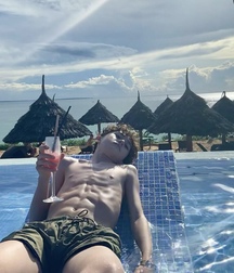 Internet Stars Twink Tube Sexy Boys Mix 629f6ed675c40.jpeg