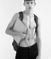 Be da boss today twink tube boys 62ac87e825f87.png