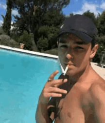 Run run run run run to me twink tube 62b48e24db38b.gif
