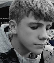 Run run run run run to me twink tube 62b48e305db25.png