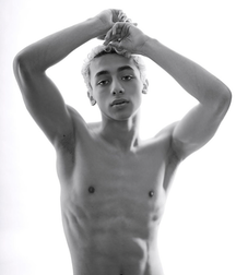 Run run run run run to me twink tube 62b48e997d4f0.png