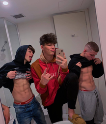 Look up and see these hot guys twink tube 62ba48a58ab0d.png