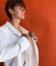 Weekend what do I know set  boys porn 62c0a52ebf3e3.gif