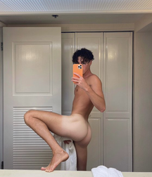 Twinks porn or boys set two for the evening  62f6cbc15d80d.png