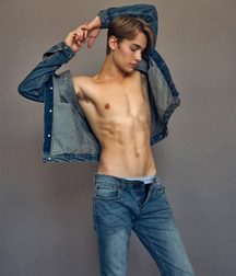All them abs baby twink tube 62f6e235dbebd.png