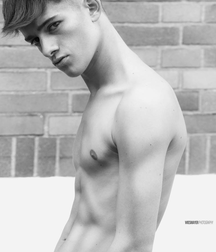 All them abs baby twink tube 62f6e23924f0c.png