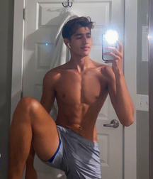 Five stars boys set for fun twink porn tube 62f92c082a77d.png